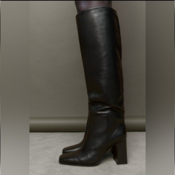 🆕️ Zara Knee High Block Heeled Leather Boots - Picture 5 of 5